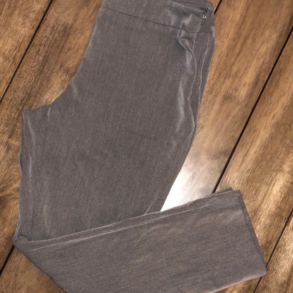 Ellen Tracy Cropped Dress Slacks